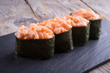 Geleneksel Japon gunkan