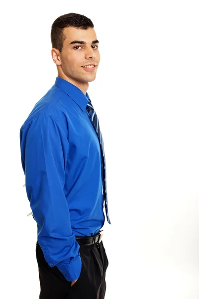 Mavi gömlekli genç adam — Stok fotoğraf