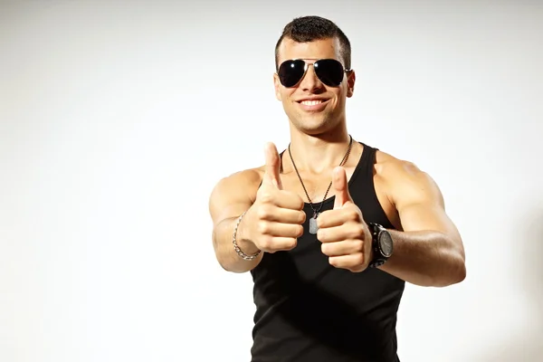 Man shows you thumbs up — Stock Photo, Image