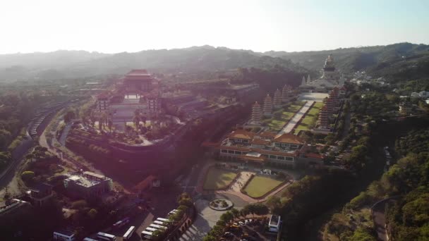 Aerial Drone Zachód Słońca Widok Guang Shan Muzeum Buddy Kaohsiung — Wideo stockowe