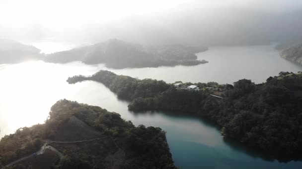 Luchtfoto Drone Uitzicht Bergmeer Bij Duizend Eilanden Lake Taipei Taiwan — Stockvideo