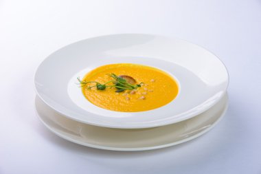 Krem sarı kabak çorbası