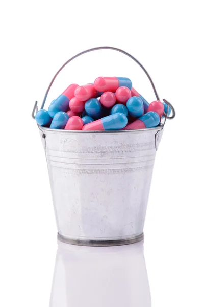 izole renkli kapsül