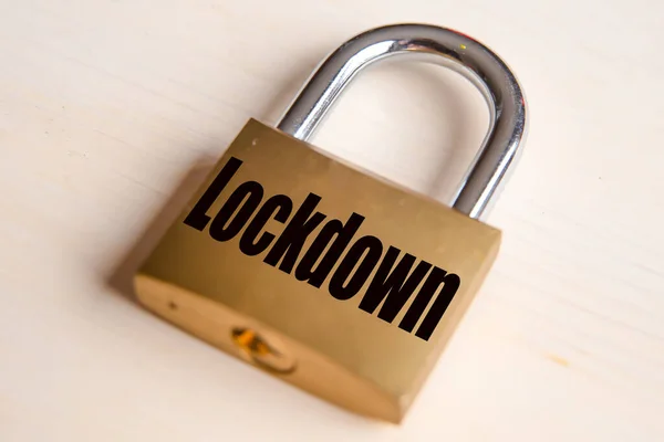 Candado Con Negro Lockdown Escritura — Foto de Stock