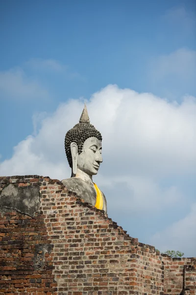 Статуя Будди в Wat Яй chai — стокове фото