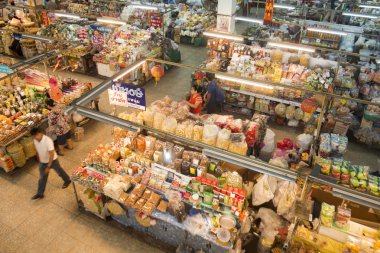 Warorot Market'te gıda mağazası