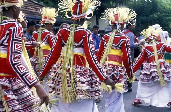Een traditionele Festival in de stad van Dalawella — Stockfoto