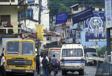 Kandy şehir içinde bir alışveriş caddesi 
