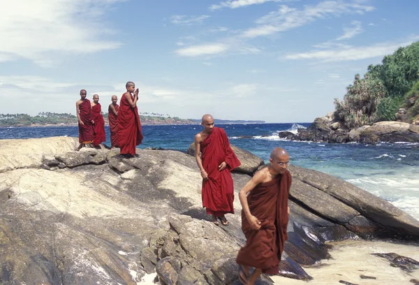 Una spiaggia sulla costa di Hikaduwa — Foto Stock