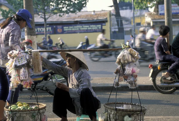 Persone al mercato della città — Foto Stock