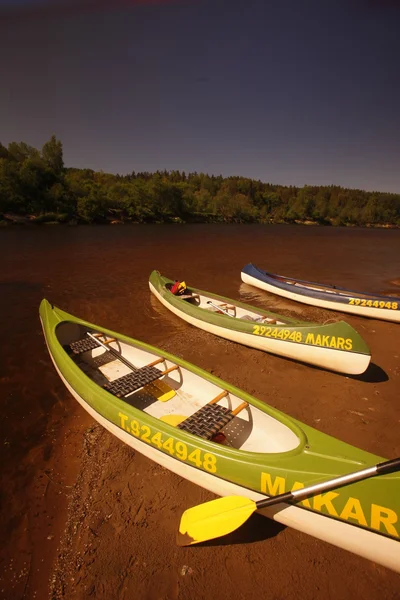 Kano op de rivier Gauja — Stockfoto