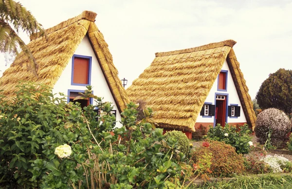 Casas rurales tradicionales en Portugal — Foto de Stock