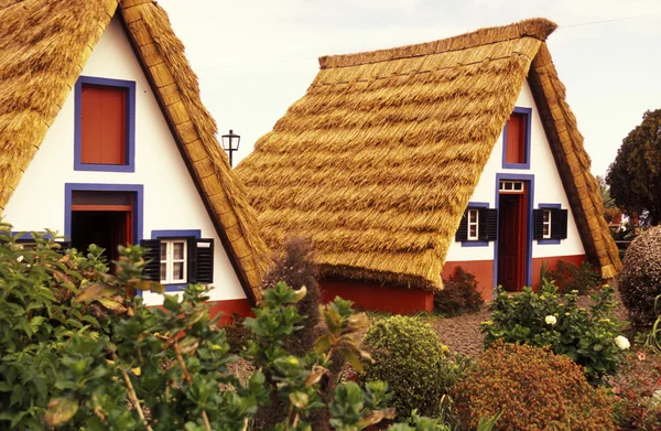 Maisons rurales traditionnelles au Portugal — Photo