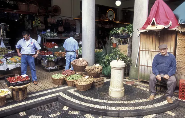 Αίθουσα αγοράς για την παλιά πόλη του Funchal — Φωτογραφία Αρχείου