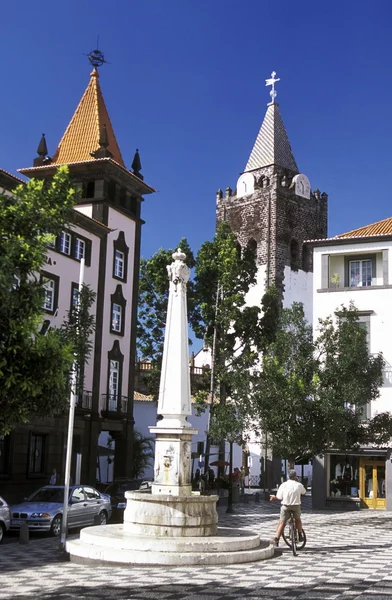 Centro da cidade na cidade velha do Funchal — Fotografia de Stock