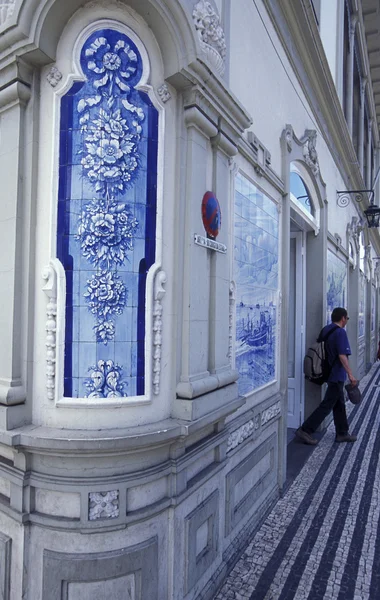 Tuile traditionnelle ou Azulejos au Portugal — Photo