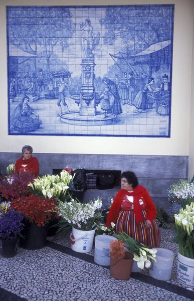 Αγορά λουλουδιών σε Φουνκάλ — Φωτογραφία Αρχείου