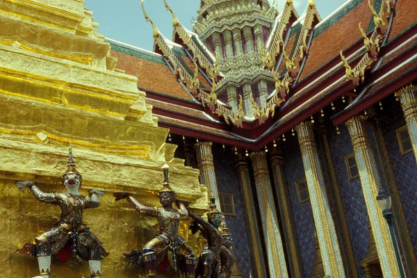 Egy Figura Wat Phra Kaew Ratanakosin Város Bangkok Thaiföldön Délkelet — Stock Fotó