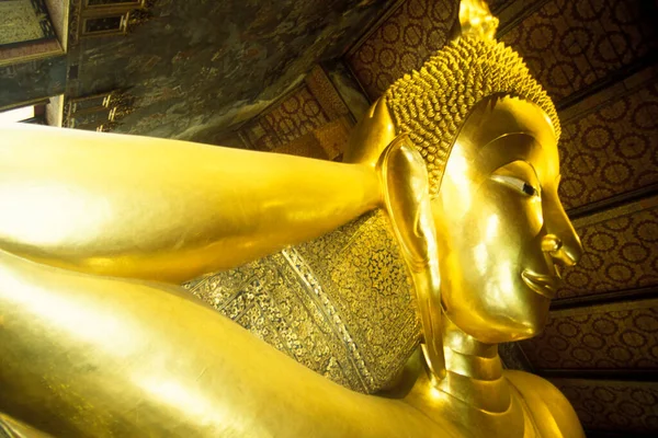 Buda Reclinado Wat Pho Ratanakosin Cidade Bangkok Tailândia Sudeste Ásia — Fotografia de Stock