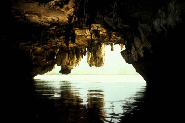 Tayland Güneyindeki Andaman Denizi Ndeki Phang Nga Ulusal Parkı Nda — Stok fotoğraf