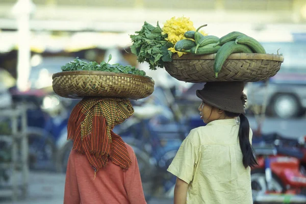Rynku Warzyw Żywności Rynku Centralnym Lub Rynku Psar Thmei Mieście — Zdjęcie stockowe