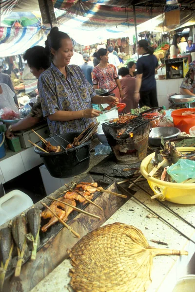 柬埔寨中央市场的粮食市场或金边市的Psar Thmei市场 柬埔寨 2001年2月 — 图库照片