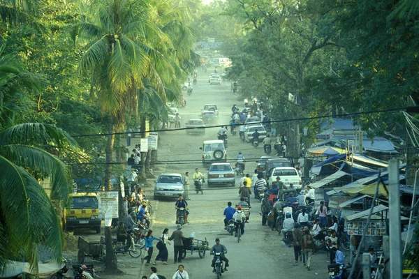 Silnice Městě Phnom Penh Kambodži Kambodža Phnom Penh Únor 2001 — Stock fotografie