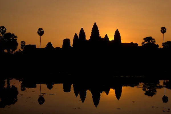 Angkor Wat Tapınağı Kamboçya Nın Batısındaki Siem Reap Şehrinin Yakınındaki — Stok fotoğraf