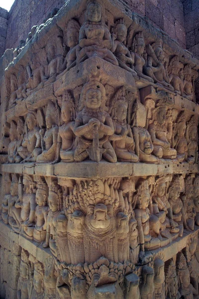 Figuren Auf Der Tempelterrasse Der Elefanten Der Tempelstadt Angkor Nahe — Stockfoto