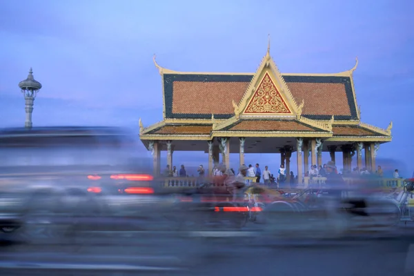 Santuário Preah Ang Dorngkeu Rio Tonle Sap Cidade Phnom Penh — Fotografia de Stock