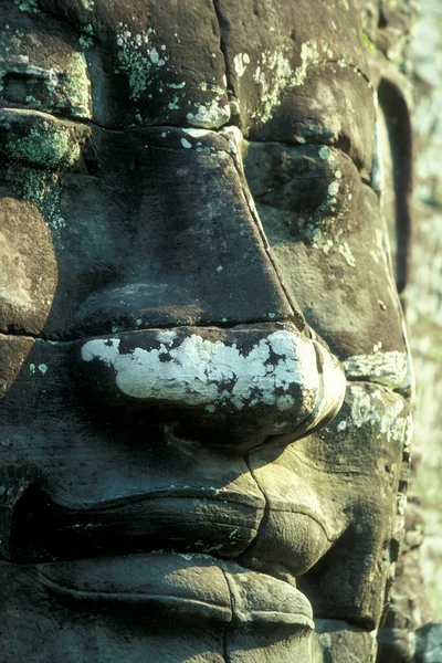 Stenansikte Vid Bayontemplet Tempelruinerna Angkor Thom Temple City Angkor Nära — Stockfoto