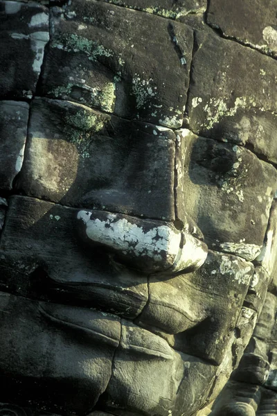 Stenansikte Vid Bayontemplet Tempelruinerna Angkor Thom Temple City Angkor Nära — Stockfoto