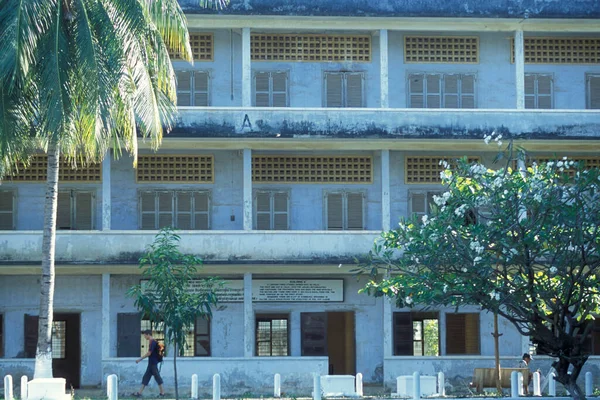 Музеї Туол Сленг Tuol Sleng Museum Розповідається Про Історію Злочинності — стокове фото