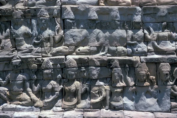 Figurky Chrámové Terase Slonů Chrámu Města Angkor Blízkosti Města Siem — Stock fotografie