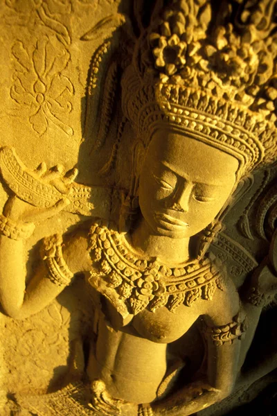 Uma Pedra Apsara Esculpida Templo Angkor Wat Cidade Templo Angkor — Fotografia de Stock