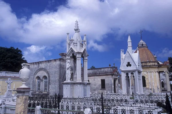 Une Tombe Cimetière Nécropole Cristobal Colon Dans Ville Havane Sur — Photo