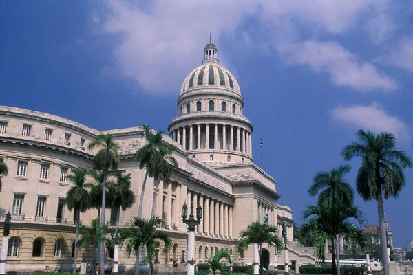 Capitolio Nazionale Nella Città Avana Cuba Nel Mare Dei Caraibi — Foto Stock