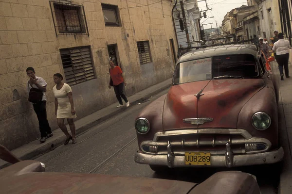 Oude Amerikaanse Auto Een Weg Stad Havana Cuba Caribische Zee — Stockfoto