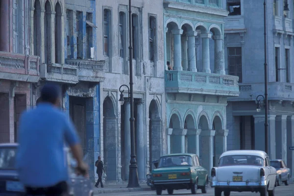 Küba Daki Havana Şehrindeki Malecon Yolu Nun Mimarisi Karayip Denizi — Stok fotoğraf