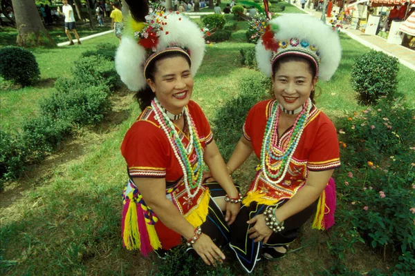 Kvinnor Taiwanesisk Traditionell Klänning Ett Evenemang Centrum Taipei Taiwan Östasien — Stockfoto