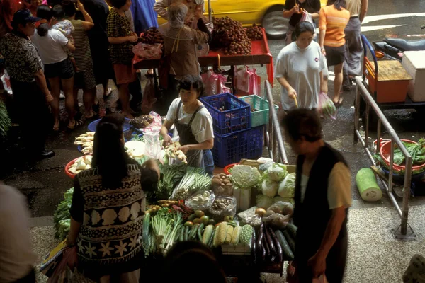 동아시아의 대만에 타이베이시 중심에 시장에 시장의 길거리 음식이다 타이완 타이베이 — 스톡 사진