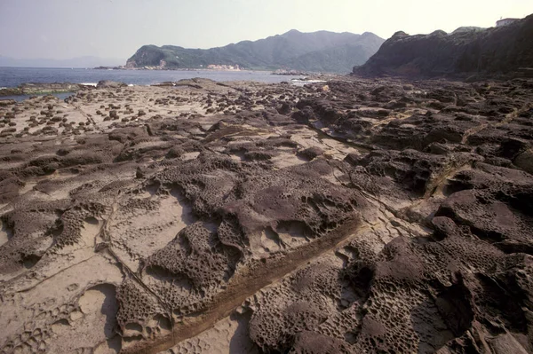 位于东亚地区北岸基隆镇东北的宜留岛珊瑚悬崖海洋公园 Yehliu 2001年5月 — 图库照片