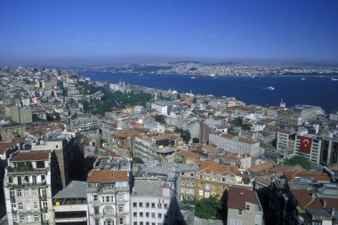 İstanbul 'da Karaköy ve Galata' nın kent manzarası. Türkiye, İstanbul, Mayıs 2002