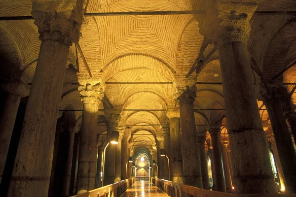 터키의 이스탄불에 바실리카 들어간 궁전이다 이스탄불 2002 — 스톡 사진