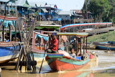 Asya Kamboçya siem riep tonle sap