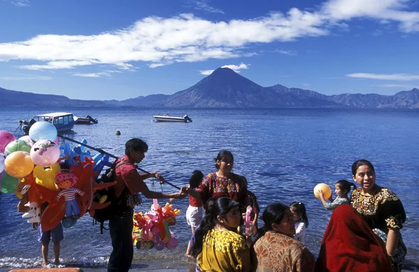 Latin Amerika Guatemala Lake Atitlan — Stok fotoğraf