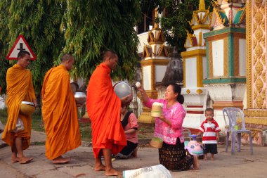 Sabahları Monks tapınağında