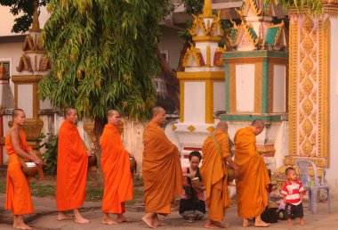 Sabahları Monks tapınağında