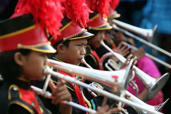 Mensen op de Bun Bang Fai Festival — Stockfoto