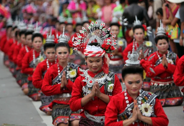 Pessoas no Bun Bang Fai Festival — Fotografia de Stock